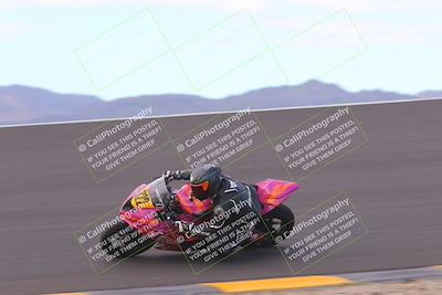 media/Sep-11-2022-SoCal Trackdays (Sun) [[81b7e951af]]/Bowl (820am)/